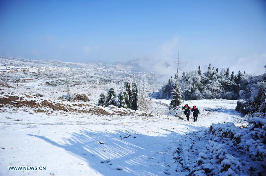 CHINA-GUIZHOU-WUCHUAN-POWER SUPPLY-WINTER (CN)