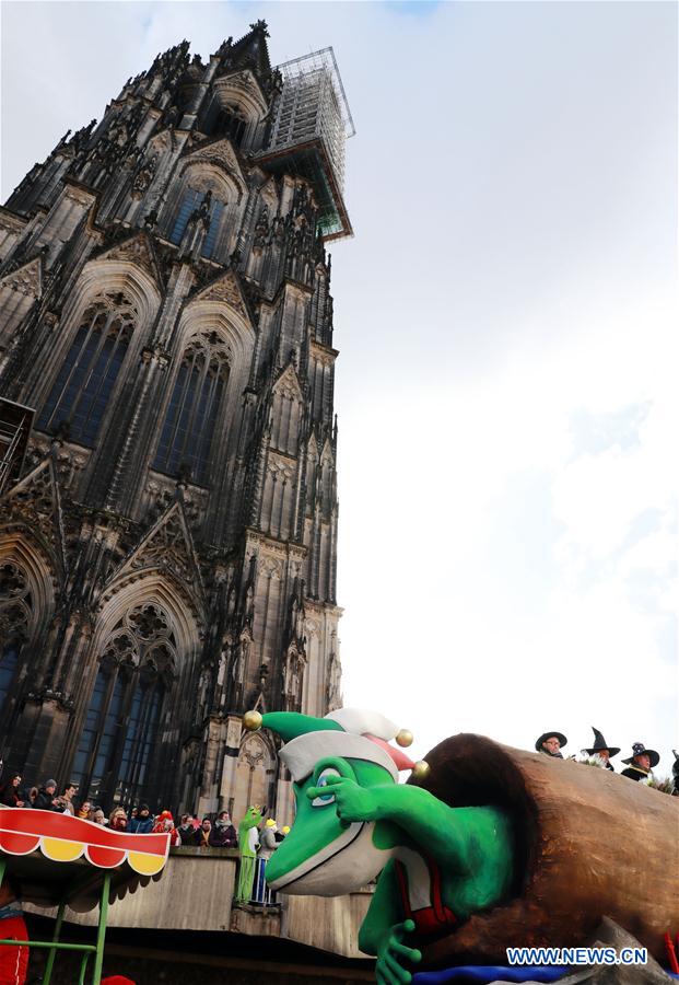 GERMANY-COLOGNE-ROSE MONDAY-CARNIVAL PARADE