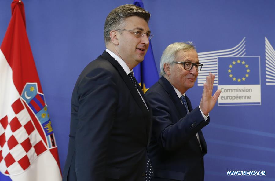 BELGIUM-BRUSSELS-EU-CROATIA-JUNCKER-PLENKOVIC