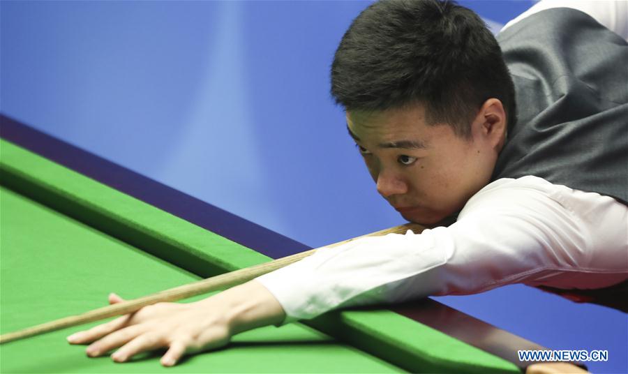 (SP)BRITAIN-SHEFFIELD-SNOOKER-WORLD CHAMPIONSHIP-DAY 3