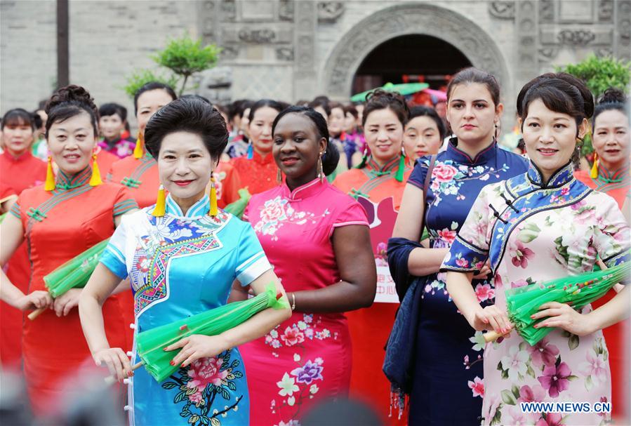 #CHINA-ANHUI-BOZHOU-CHEONGSAM FESTIVAL (CN)