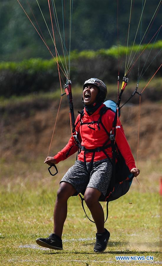 (SP)INDONESIA-JAKARTA-ASIAN GAMES-PARAGLIDING