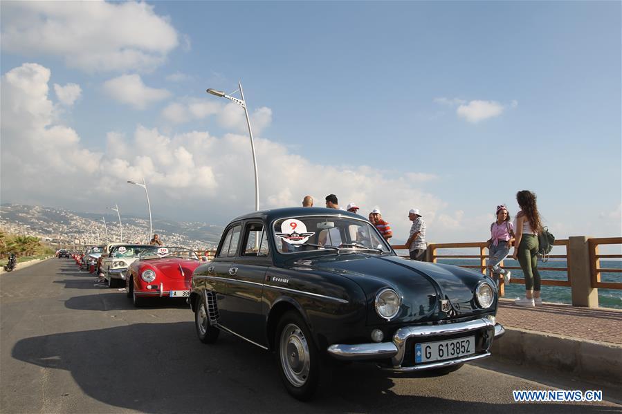 LEBANNON-BEIRUT-CLASSIC CAR-PARADE