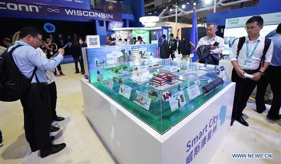 Xinhua Headlines: American companies "covet" burgeoning Chinese market at import fair