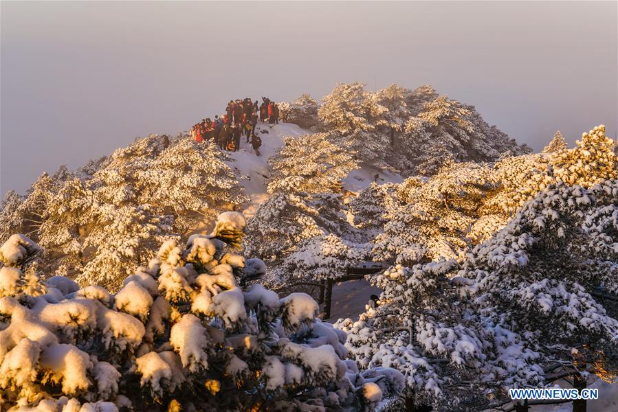 #CHINA-ANHUI-HUANGSHAN-CLOUDS (CN)