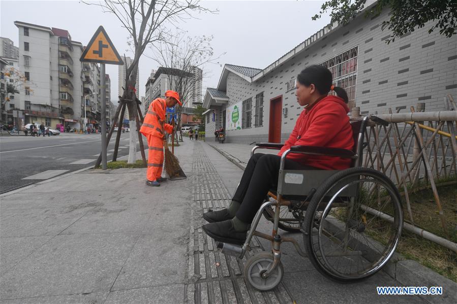 CHINA-FUJIAN-LONGYAN-HANDICAPPED WIFE