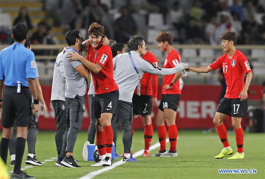 (SP)UAE-ABU DHABI-FOOTBALL-ASIAN CUP-CHN VS KOR