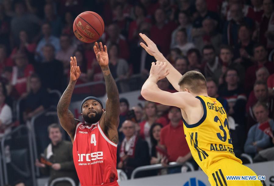 (SP)GERMANY-BAMBERG-BASKETBALL-GERMAN CUP-BROSE BAMBERG VS ALBA BERLIN