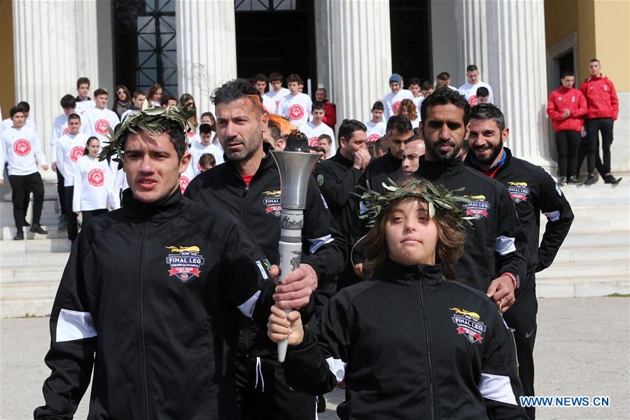 (SP)GREECE-ATHENS-SPECIAL OLYMPICS-LIGHTING FLAME