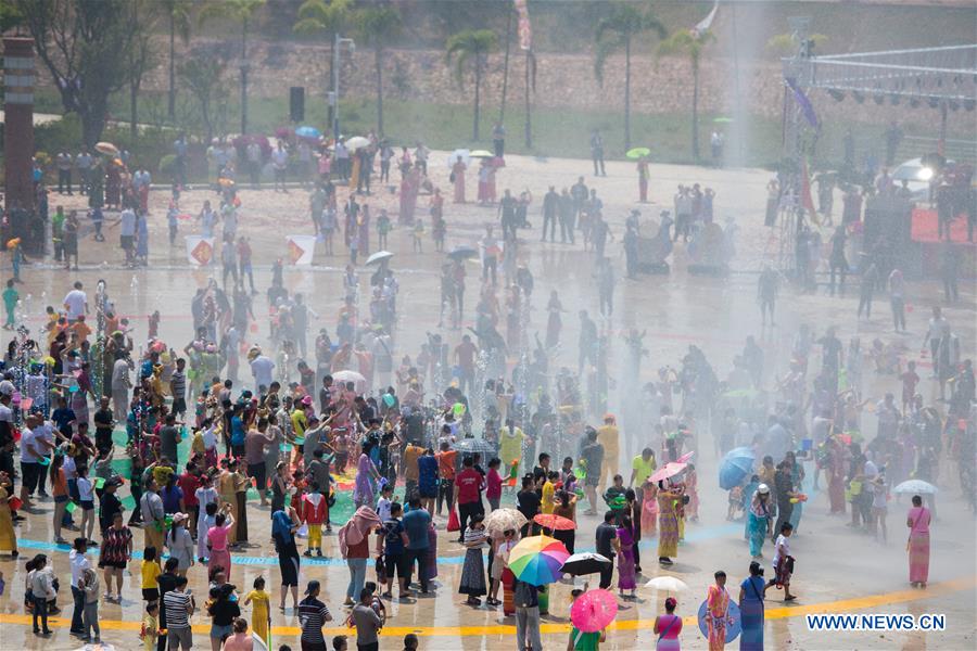 CHINA-YUNNAN-JINGGU-WATER SPLASHING FESTIVAL (CN)