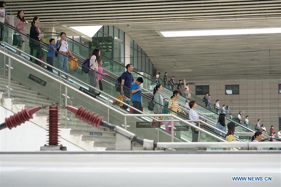 CHINA-FUZHOU-RAILWAY-LABOR DAY HOLIDAY-TRAVEL RUSH (CN)