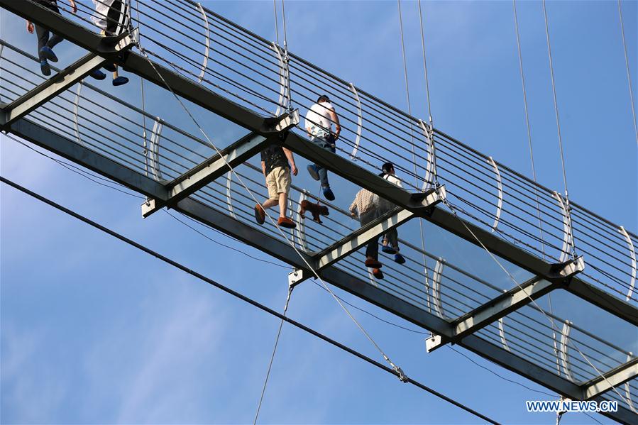 #CHINA-JIANGSU-JIANGYIN-GLASS BRIDGE (CN)