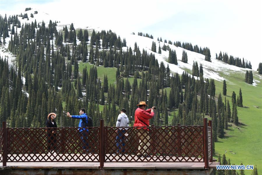 CHINA-XINJIANG-ILI-NARAT GRASSLAND-TOURISM BOOM (CN)