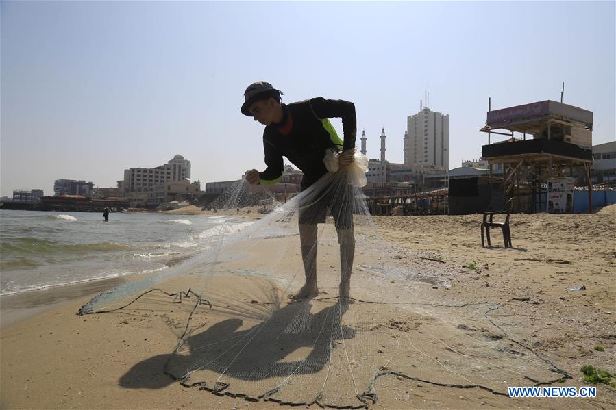 MIDEAST-GAZA-FISHERMEN