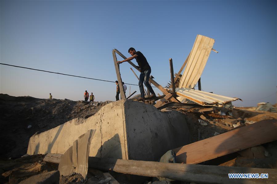 MIDEAST-GAZA-AIRSTRIKE