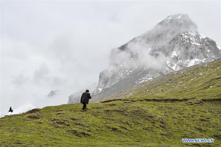 CHINA-XINJIANG-TAXKORGAN-HERDSMAN-POVERTY ALLEVIATION (CN)