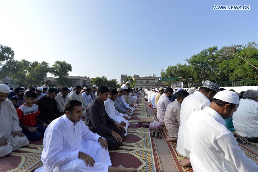 PAKISTAN-RAWALPINDI-EID-AL-ADHA-CELEBRATION