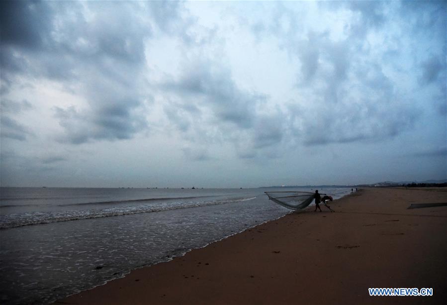 CHINA-SHANDONG-RIZHAO-SHRIMP HARVEST (CN)