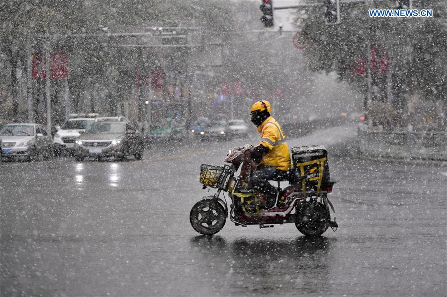 CHINA-QINGHAI-XINING-SNOWFALL (CN)