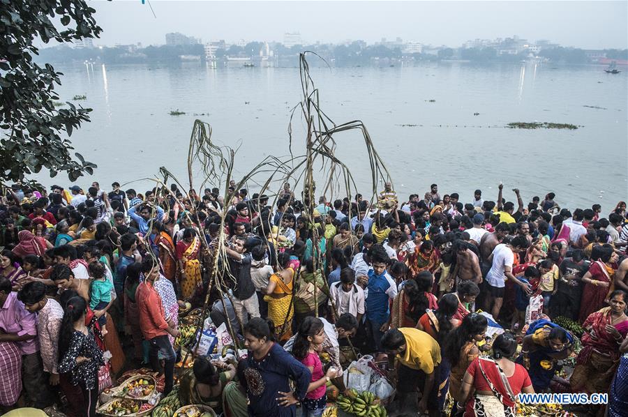 INDIA-KOLKATA-CHHATH FESTIVAL