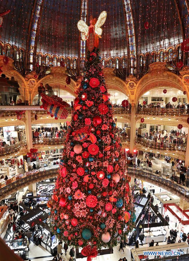 FRANCE-PARIS-GALERIES LAFAYETTE-CHRISTMAS TREE