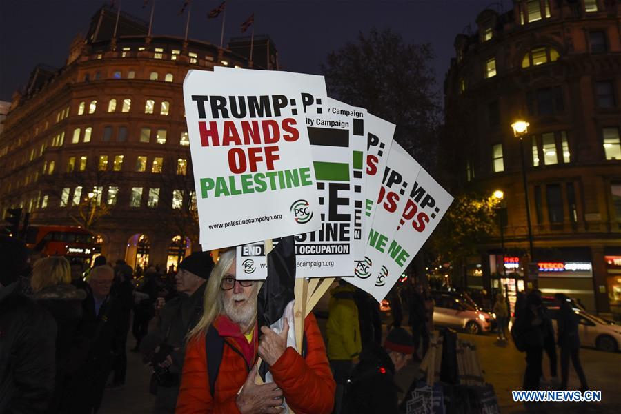 BRITAIN-LONDON-NATO-TRUMP-DEMONSTRATION