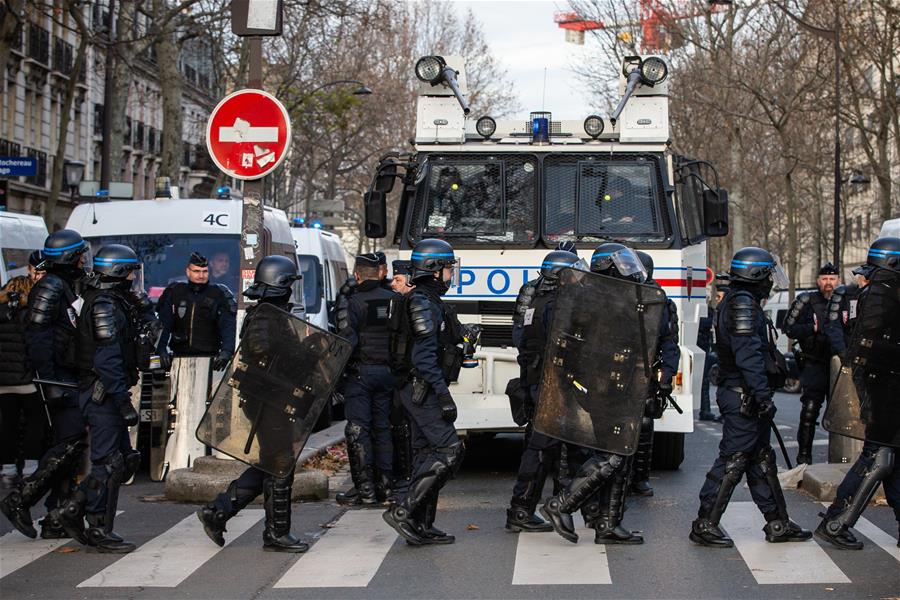 FRANCE-STRIKE-PENSION REFORM