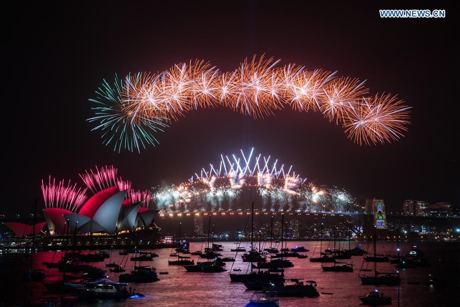 AUSTRALIA-SYDNEY-NEW YEAR'S EVE-CELEBRATION-FIREWORKS