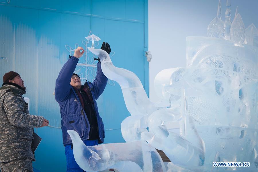 CHINA-HEILONGJIANG-HARBIN-ICE SCULPTURE-CHAMPIONSHIP(CN)