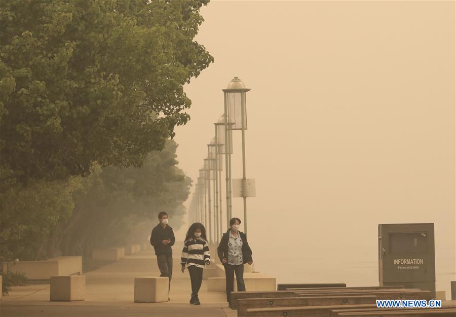 AUSTRALIA-CANBERRA-BUSHFIRE-SMOKE