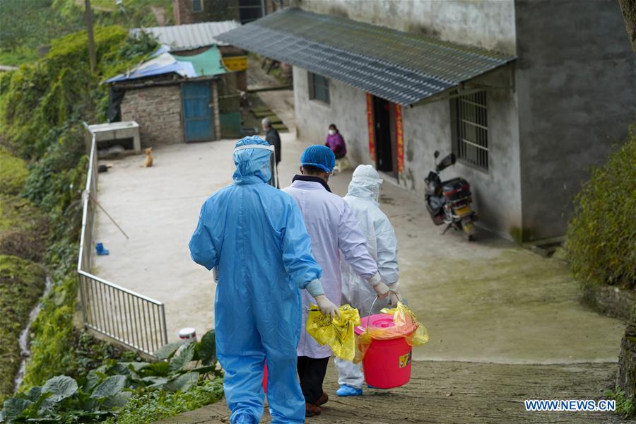 (FOCUS) CHINA-CHONGQING-NOVEL CORONAVIRUS-EPIDEMIC-RURAL HEALTH WORKER (CN)