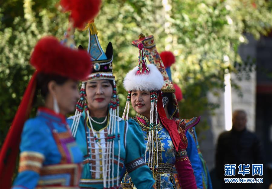 （圖文互動·各民族團結互助）（1）民族一家親　濃濃團結情——呼和浩特市清泉街社區(qū)民族團結工作側(cè)記