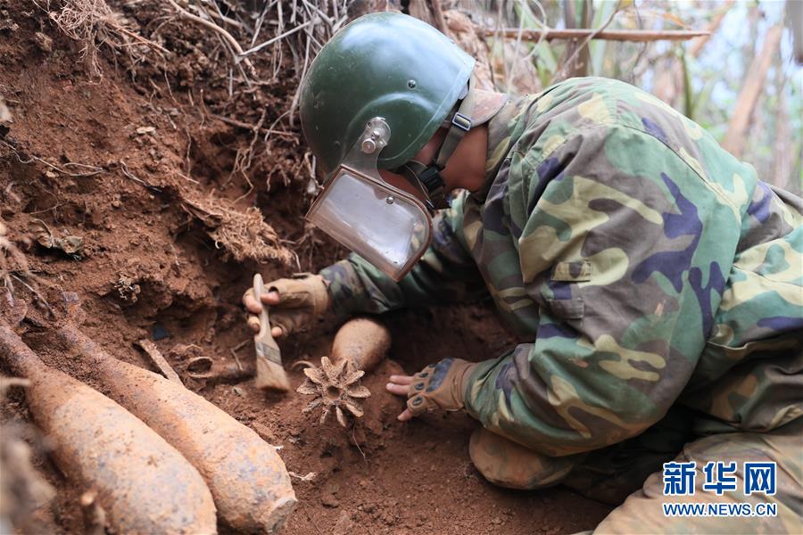 （圖文互動(dòng)）（1）和平年代，離死神最近的人——南部戰(zhàn)區(qū)陸軍云南掃雷大隊(duì)邊境掃雷排爆記事