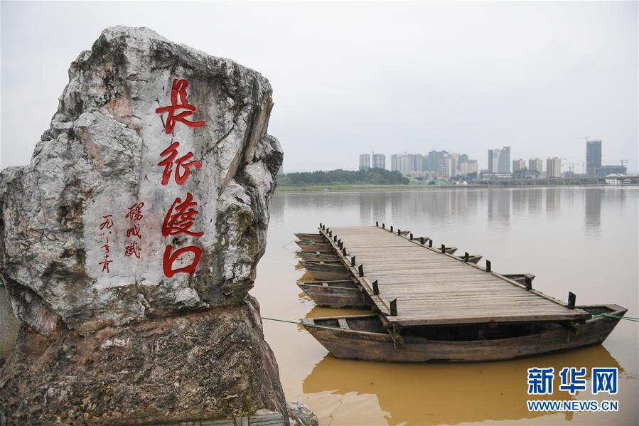 （新華全媒頭條·圖文互動）（9）歷史坐標(biāo)見證初心使命——寫在江西革命老區(qū)貧困縣全部摘帽之際