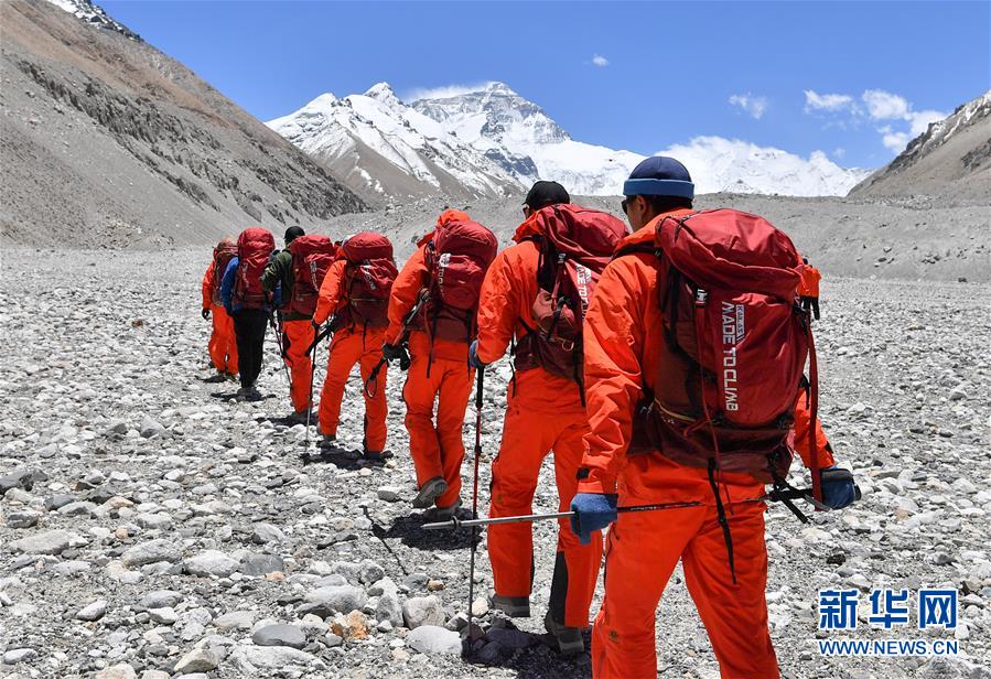 （2020珠峰高程測(cè)量）（8）有望22日登頂 測(cè)量登山隊(duì)再次向珠峰發(fā)起挑戰(zhàn)