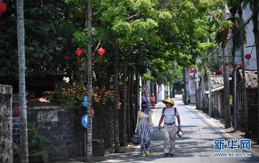 （新華全媒頭條·走向我們的小康生活·圖文互動(dòng)）（12）留住鄉(xiāng)愁留住美——千村競秀綴瓊州