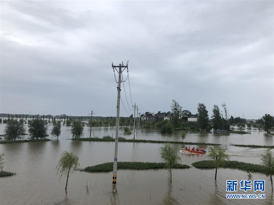 （防汛抗洪·圖文互動）（3）2860條生命·166面黨旗·77座莊臺——安徽阜陽沿淮行蓄洪區(qū)啟用背后的“三組數(shù)字”